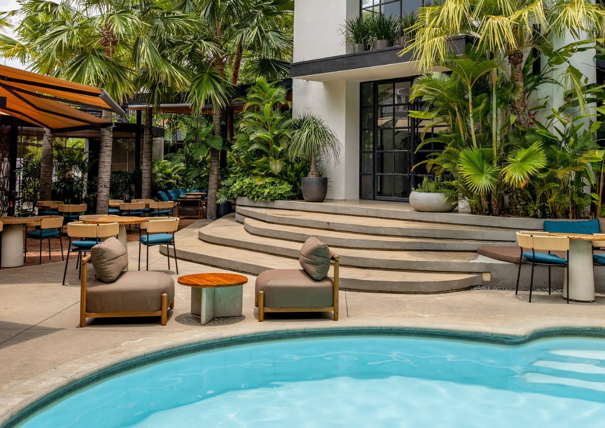 Ốc đảo nhiệt đới The Brix