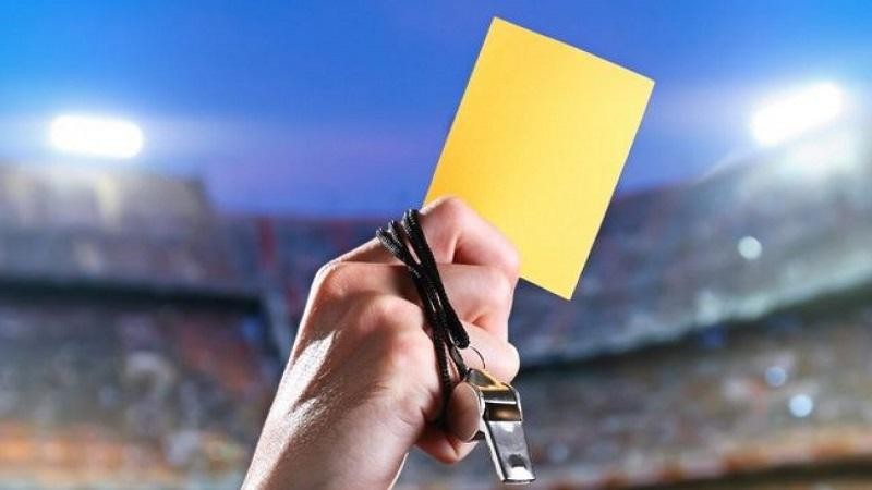 Thẻ phạt trong bóng đá là gì? ⚡ Nguồn gốc của thẻ phạt