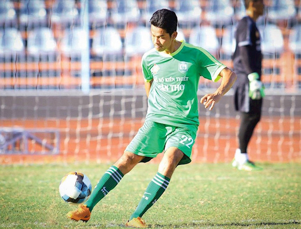 Cầu thủ bị nghi ngờ bán độ Nguyễn Văn Quân bất ngờ được giảm án