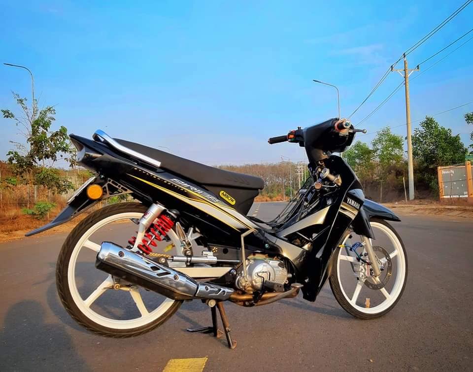 Yamaha Sirius độ ấn tượng với tác phẩm tuyệt vời của biker Lâm Đồng   2banhvn