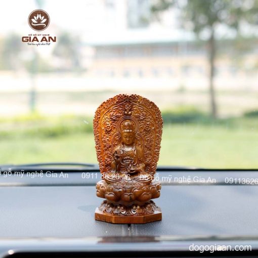 cách đặt tượng Phật trên xe ô tô